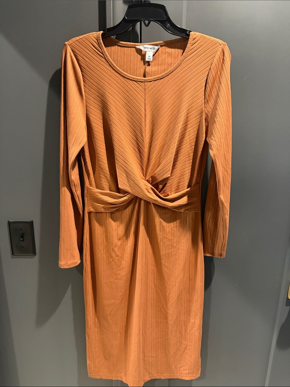 Nine West Long Sleeve Twist-Knot Midi Dress in Burnt Orange